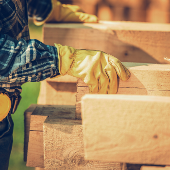 Installing a timber fence