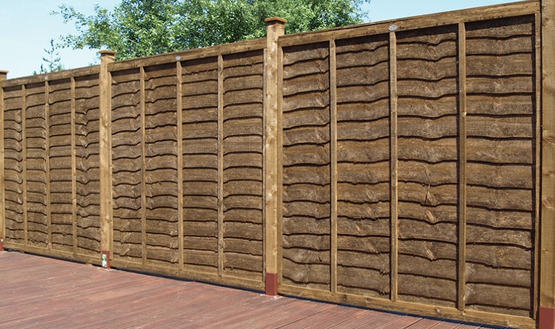 Maintaining Fence Panels to Extend Their Lifespan